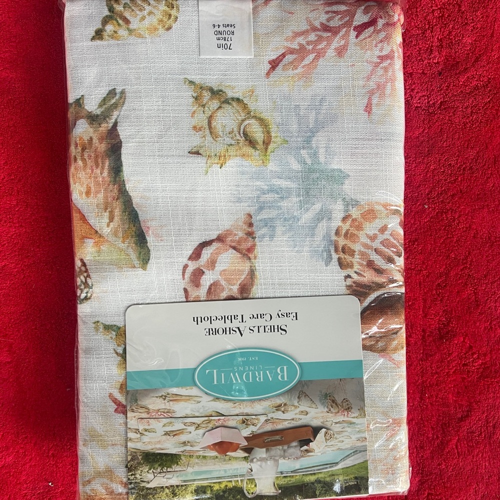 Home Kitchen Seashell Tablecloth - White and Brown